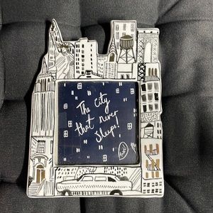 NYC scene photo frame